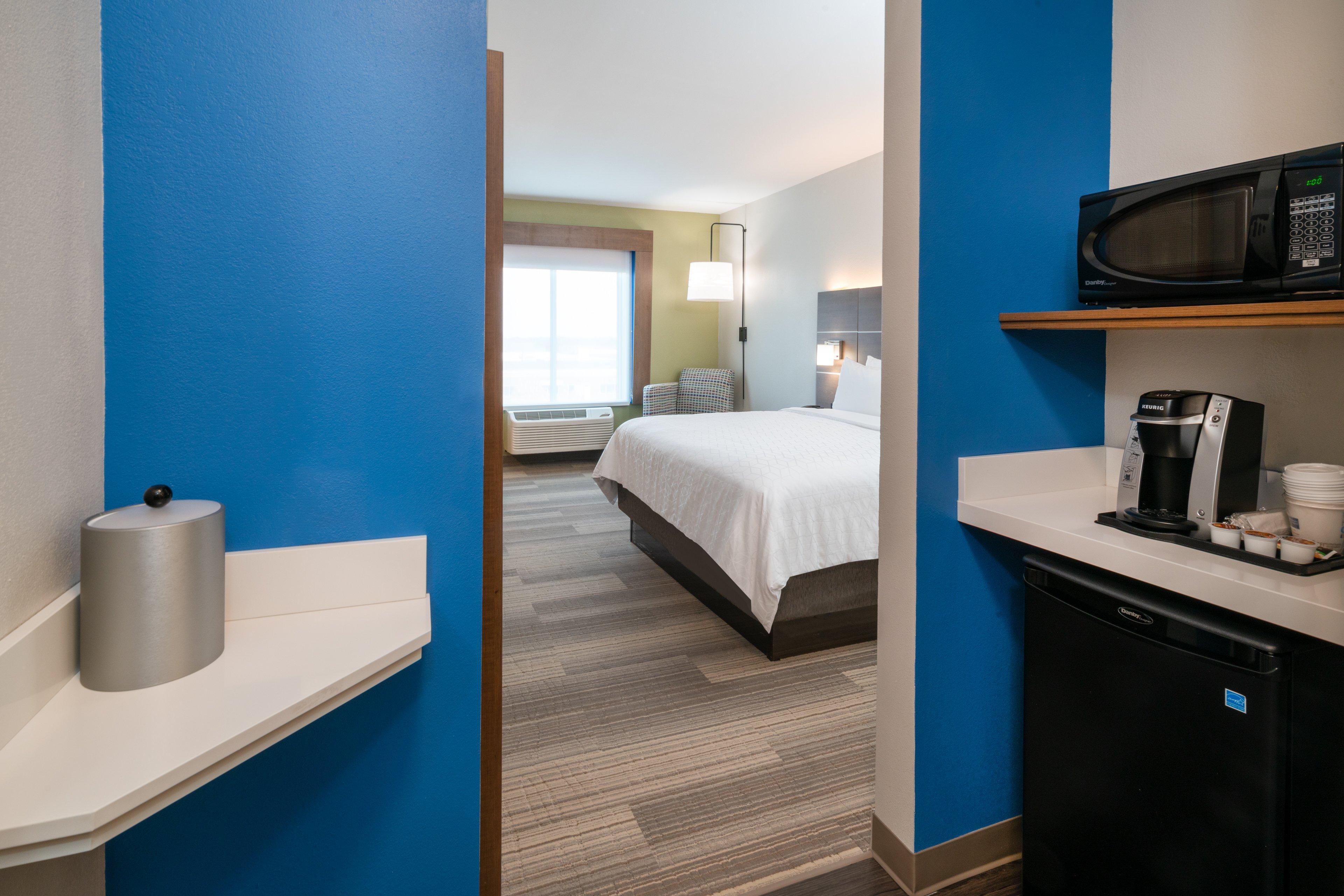 Holiday Inn Express & Suites - St Peters By Ihg Saint Peters Exterior photo
